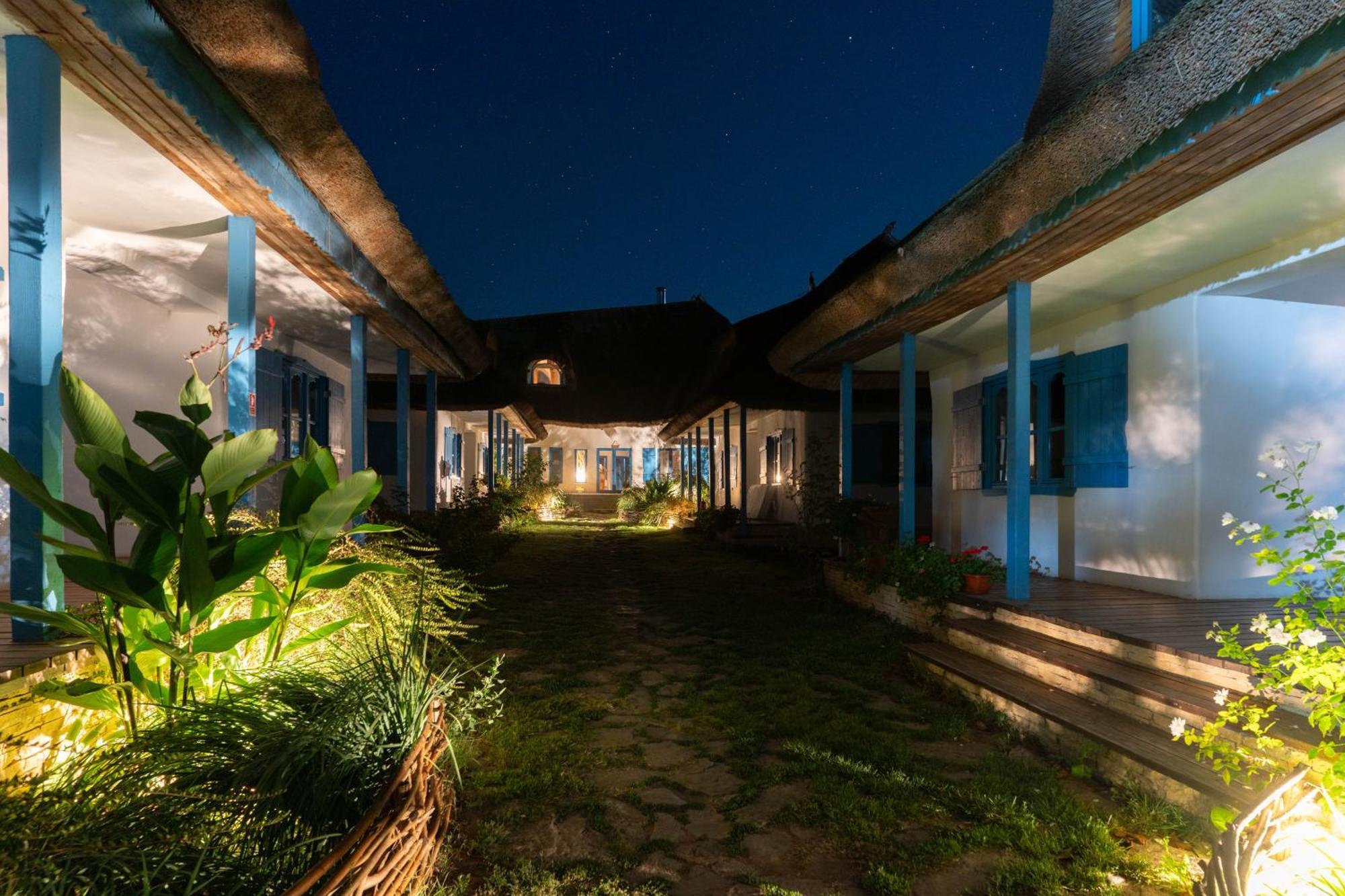 5 Chirpici - Small Traditional Resort Murighiol Bagian luar foto