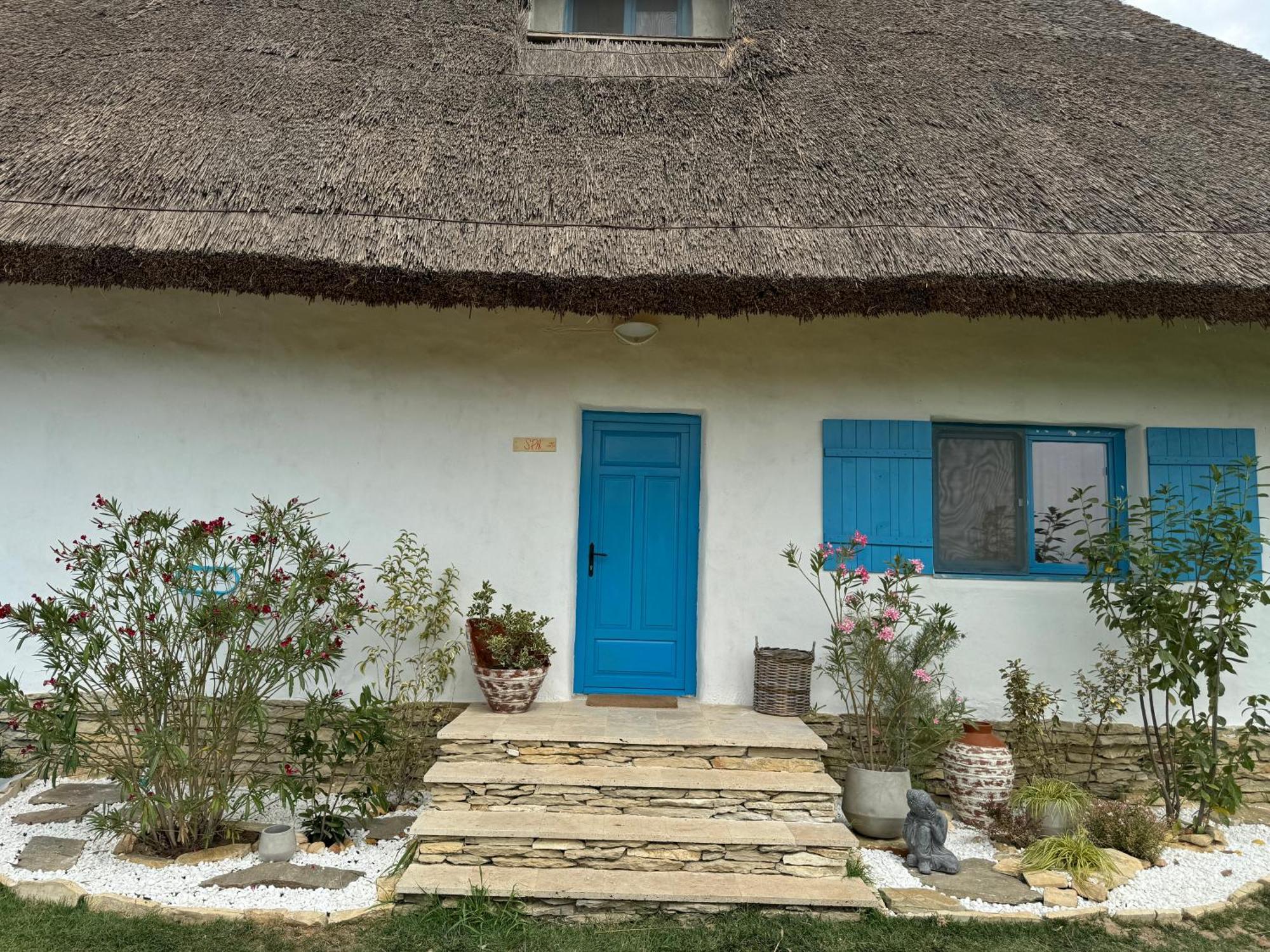 5 Chirpici - Small Traditional Resort Murighiol Bagian luar foto